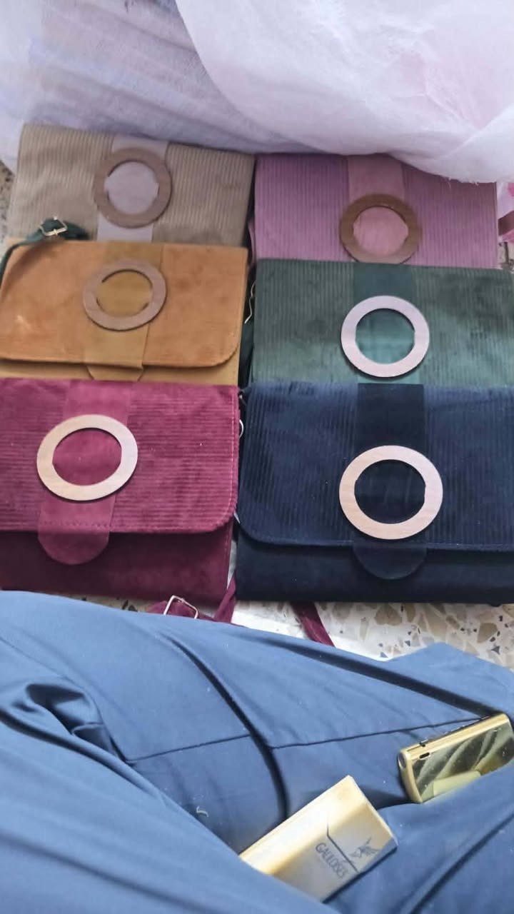 السلام عليكم عندي شلعه جنط نسائية قطعه الف ونص ٥٠ قطعه


**إذا كنت صاحب هذا الإعلان وتريد حذفه لأي سبب، رجاءا أرسل رسالة إلى الدعم الفني**