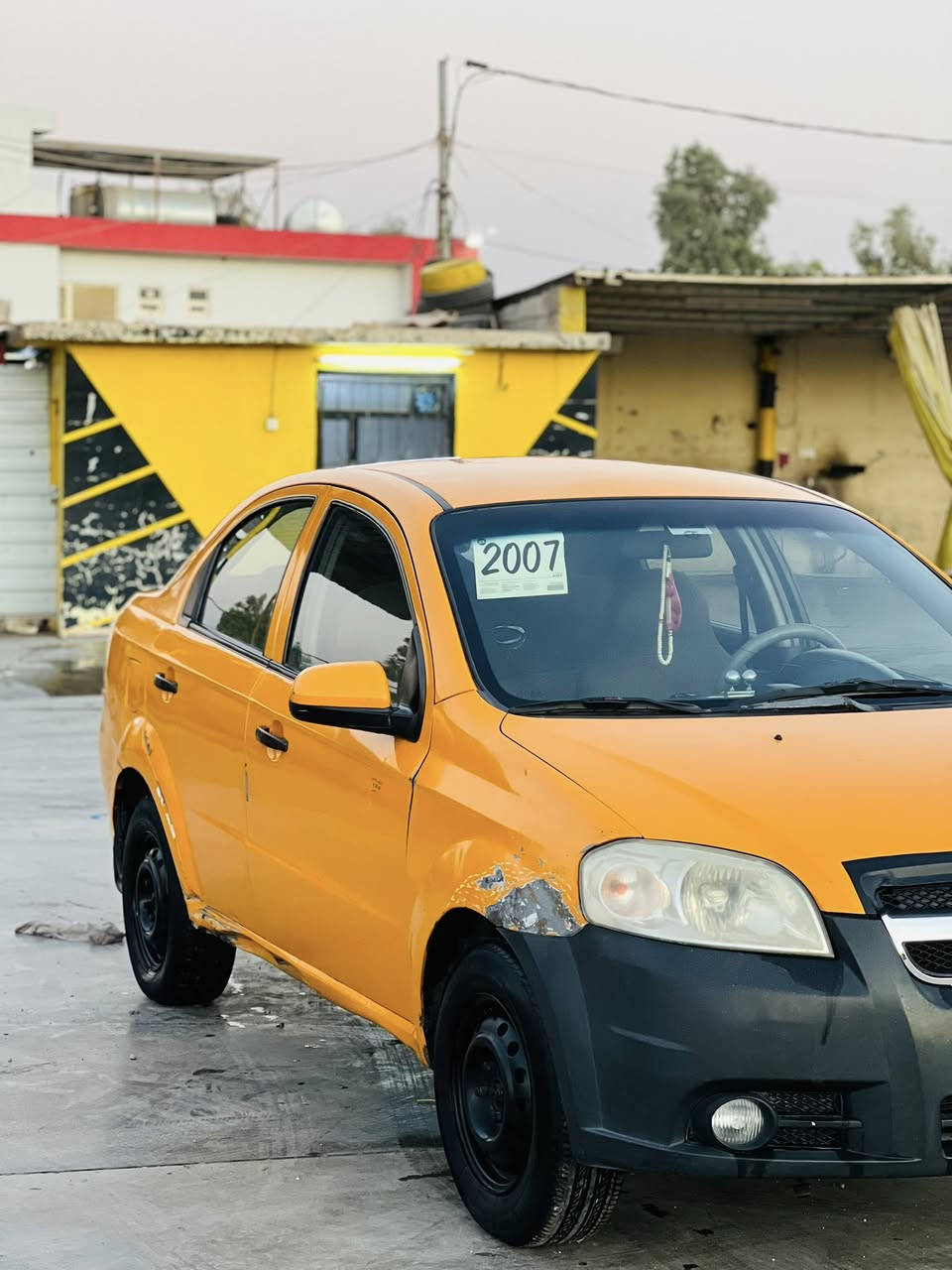 اڤيو موديل 2007
پيتاقه ي بنزيني هه يا 
گيرو مه كيني به شه رت 
نرخ 33 كه ميك مجال 
***********
