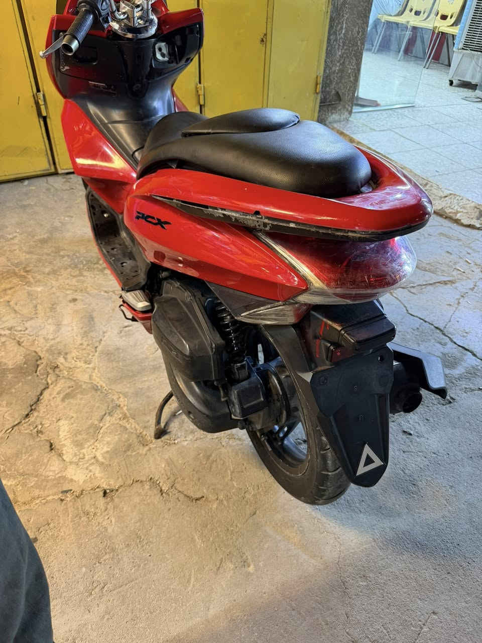 بيسي اكس
حجم  المحرك 150
سعر 850وبيها مجال 
استفسار ***********
