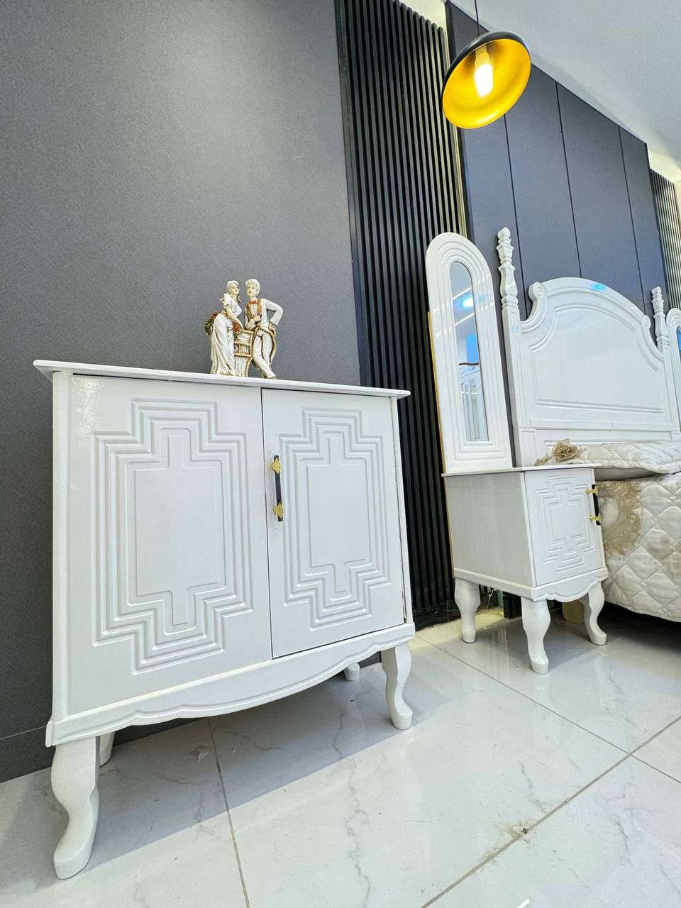 السعر // مليون و 50 فقط 😍

🔅تفاصيل الغرفة المرمري  ....

 خارج ٤ملم ام دي اف 🔺
وداخل معاكس ٣ملم 
صبغ حراري  درجة اولى 

عدد القطع  ٧ قطع 😍
🔺1 //جرباية  قياس  ١٦٠ × ٢٠٠ 
🔺//ميز جانبي ايسر قياس ٥٠
🔺2// وميز  جانبي  قياس ٥٠
🔺3// زاوية ارتفاع مترين عرض ٨٠
🔺4// وميز بلازمه  
🔺5//وميز مراية ارتفاع مترين عرض ١٢٠
🔺6// وكنتور ٦ باب  ارتفاع مترين و١٥ طول ٣ متر و١٥

القطعه الثامنة حسب الطلب شازلون
سعرها ٥٠ الف ❤️

(توصيل مجاني مركز بغداد )
التوصيل يشمل الشد مجاني 🔥
(اطراف ٥٠)
باقي المحافضات حسب البعد
شازلون سعرها ٥٠ الف
شازلون مخزن ٧٥ الف


**إذا كنت صاحب هذا الإعلان وتريد حذفه لأي سبب، رجاءا أرسل رسالة إلى الدعم الفني**