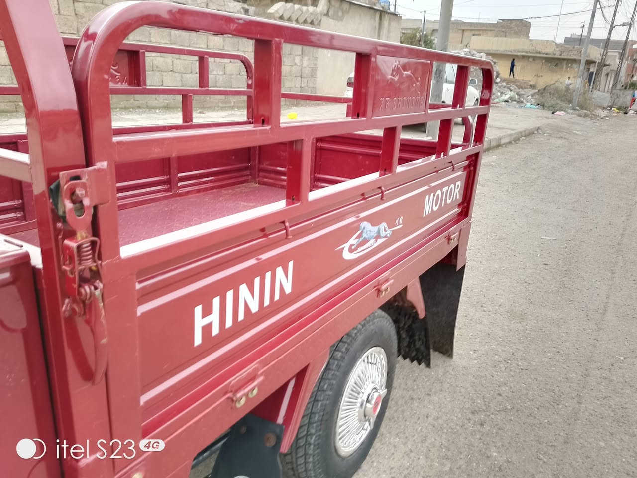 السلام عليكم ستوته للبيع الموديل 2025 محرك 2026 المكان موصل حي القدس السعر 1,750 ستوته جامباوا رقم الهاتف***********/***********
