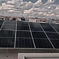 ☀️ عرض الأول و المتوسطة   ✅ منظومة تشغيل 6 نهاري / 6 ليلي 🔹 3 ألواح 60...