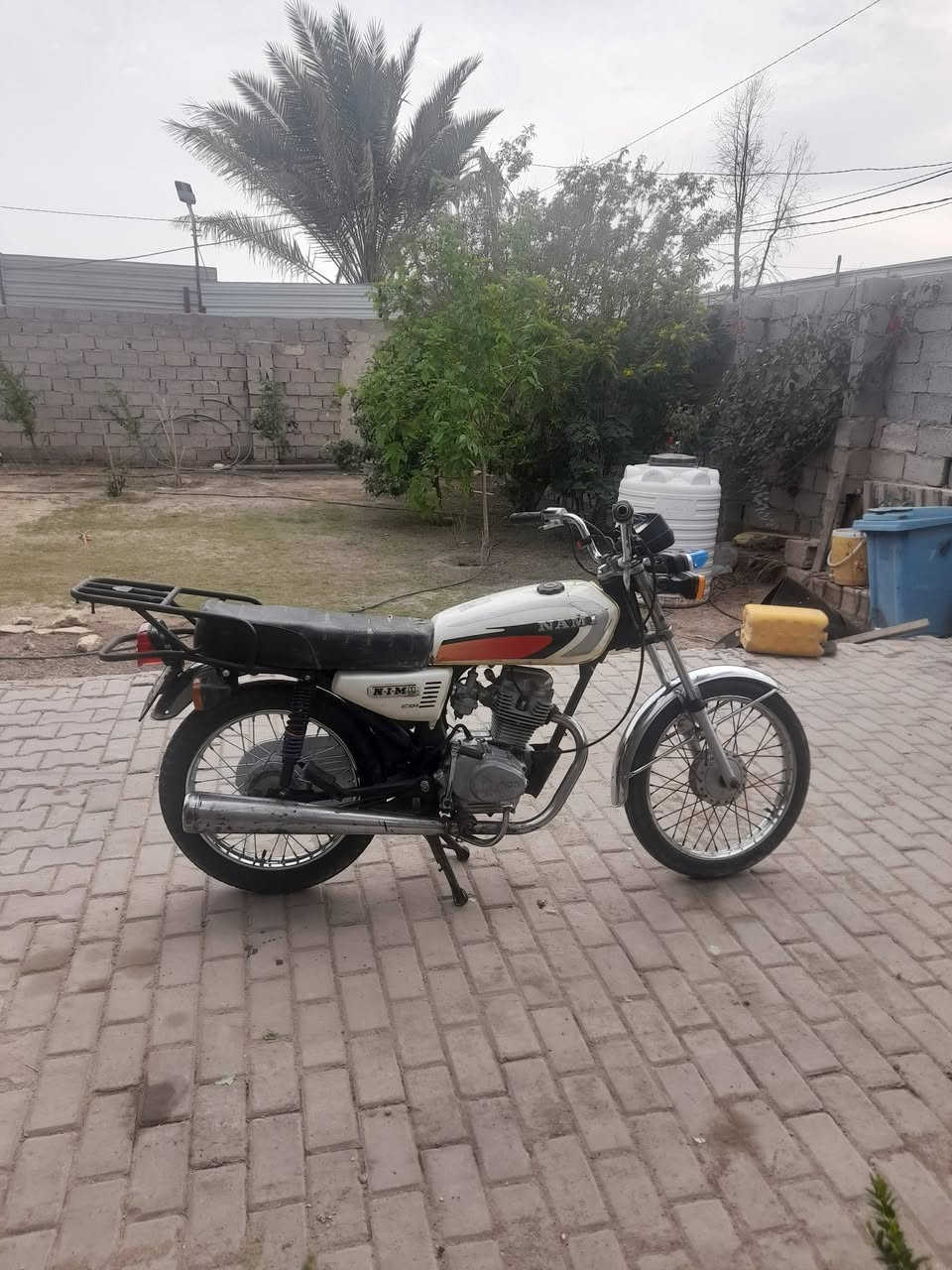 للبيع دراجه اربعه كير ارشا اوراق محرك ناعم كهربائيات شغاله شلعه معدل فول السعر ٣٧٥ المكان كربلاء شارع بغداد قرب سيد الوصياء عمود١٢٨ لستفسار على الرقم ***********
