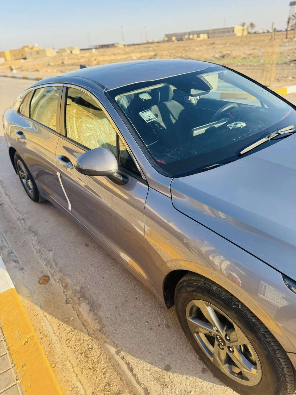 السلام عليكم خوان الله وكيلكم محتاج الفلوس سياره كي فاي موديل 21معوقين رقم مثنى تاخذ وكاله مني باقيله كم شهر وتصير حره فول سياره عده الفتحه 
رحمه لهلكم بس الشراي يخابرني مكاني سماوه حادثه او رقم الشاصي بل صور كلشي موضح 
سعره 120او بيه مجال بصيط كلش. ارخص كي فايف والله 
***********
