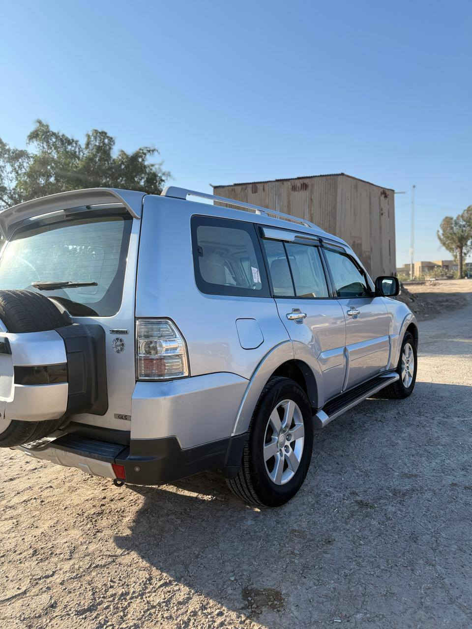 باجيرو حبتور ٢٠٠٨ بغداد مكفولة بأسمي 
السعر ١٢٥$ وبيها مجال بسيط
المكان بابل الإسكندرية 
***********
