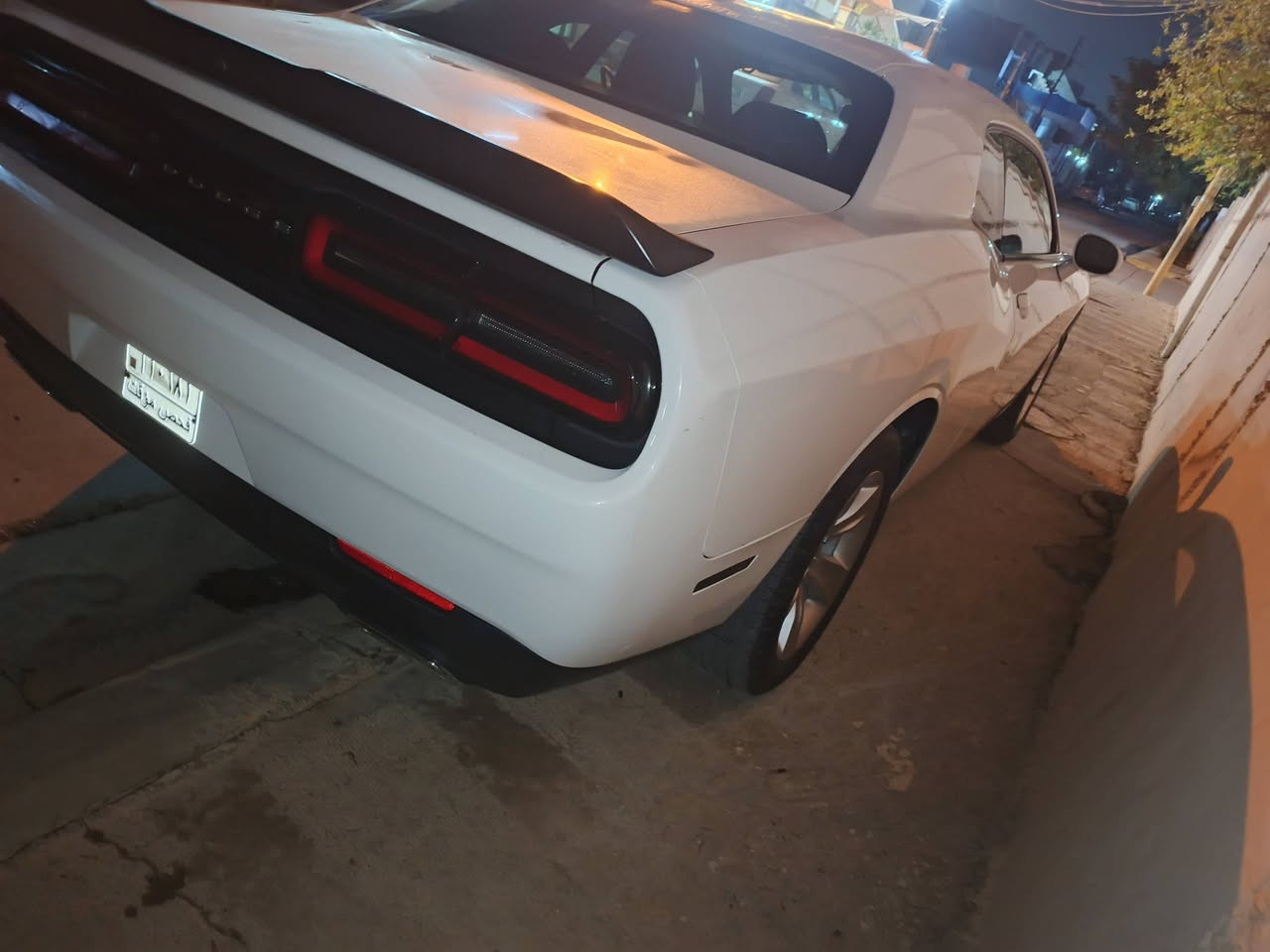 جالنجر 23 sxt
ظرر جاملغ وبنيد صبغ وبيها تعديل بارد بسيط بالباب إرباك سستم السياره منفيس تترقم كل المحافظات عدا الإقليم ماشيه 29ميل وقابل للزياده مكاني كركوك السعر 150$ رقمي ***********
