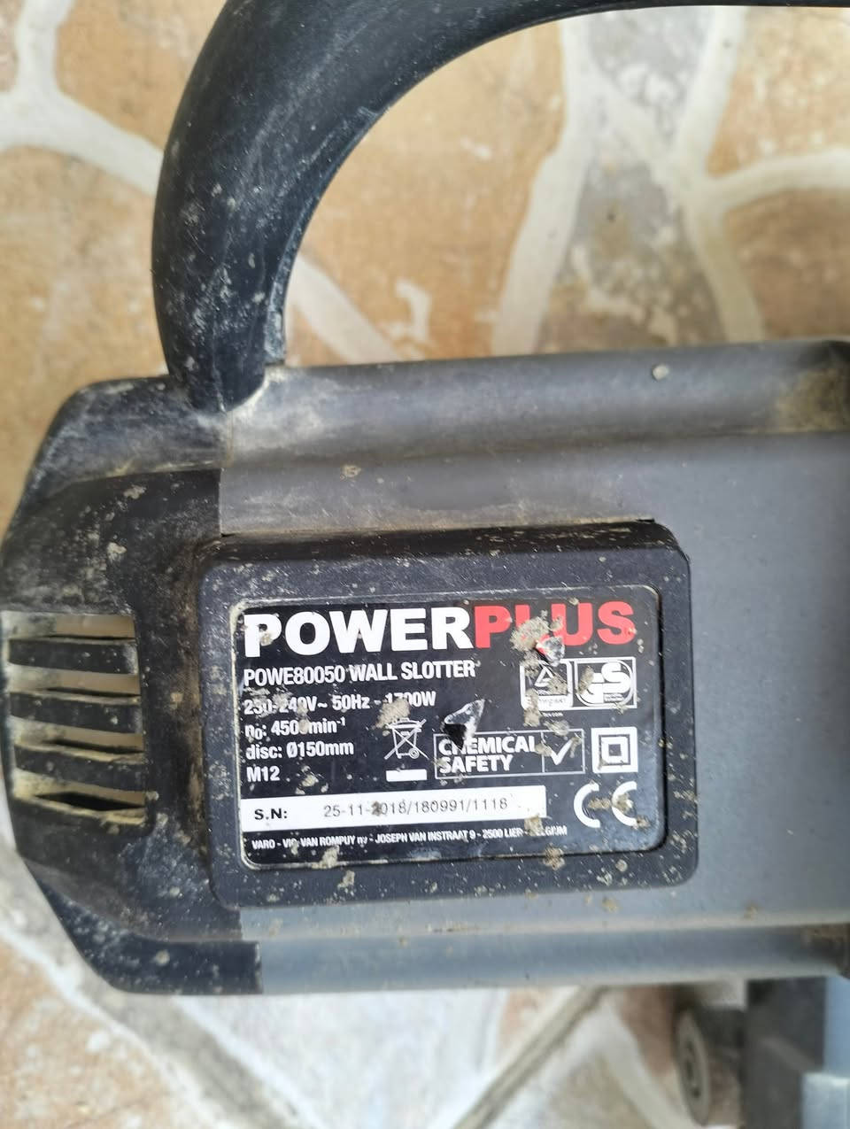 كوسره حفر الجدران عمل جوينات للكهرباء والبواري الماء وقطع السيراميك ب ٥٠


**إذا كنت صاحب هذا الإعلان وتريد حذفه لأي سبب، رجاءا أرسل رسالة إلى الدعم الفني**