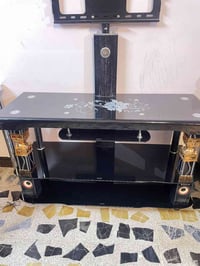 ميز بلازما • قابل للتفاوض