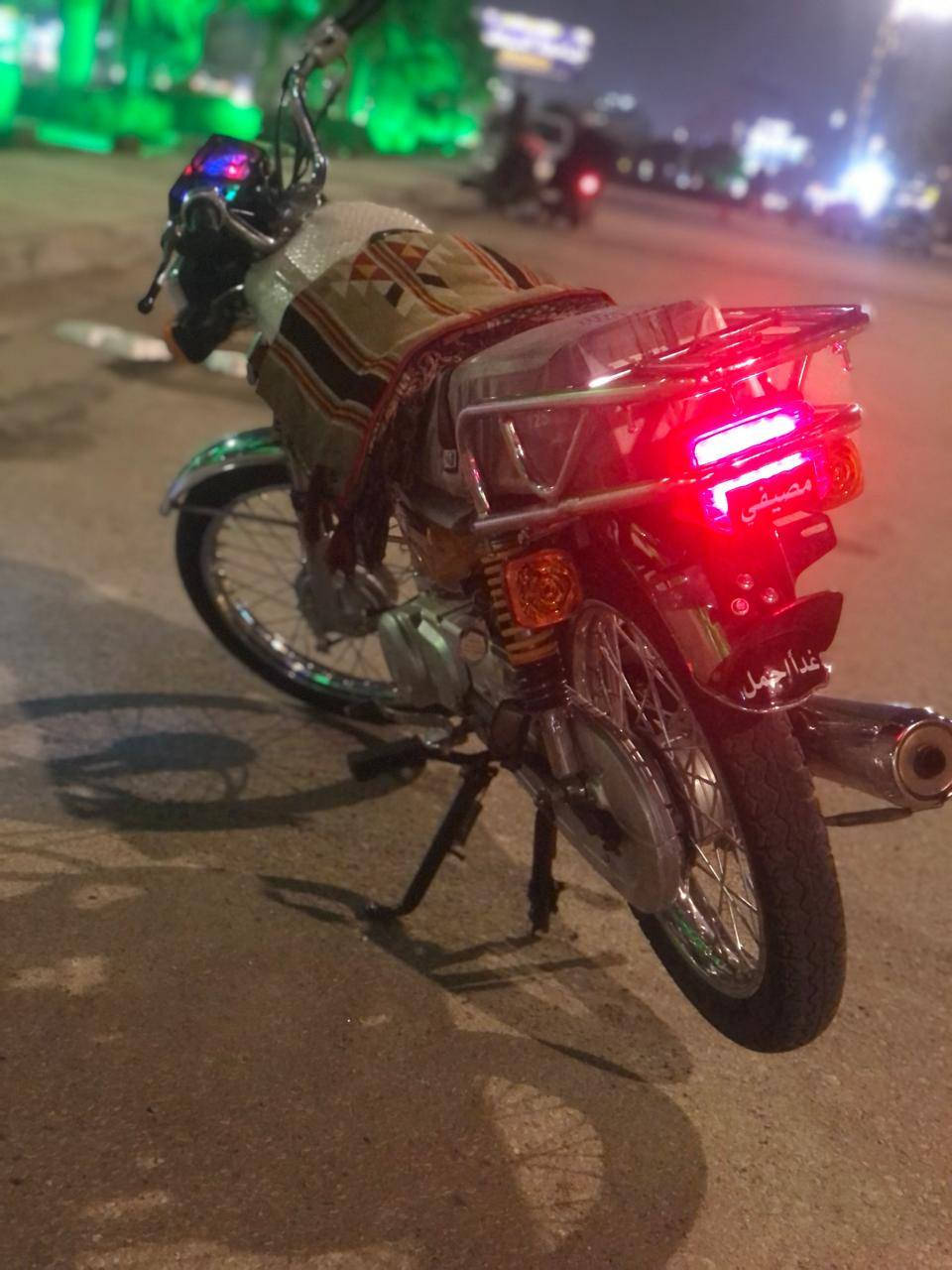 السلام عليكم شلامجه للبيع موديل 23 طالعه بل 24 الدراجه وكيلل اوراق اصولي 7 اوراق وصل معرض كله موجود دراجه كفاله من كلشي مكينه وشاصي العنوان كربلاء حي العامل للاستفسار اتصال ***********                           واتساب ***********
