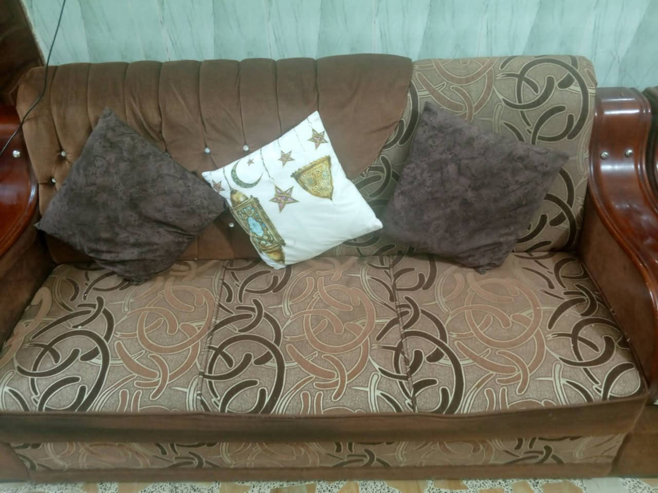 تخم 8 مقاعد
200 وبي مجال
العنوان كوت خاجية


**إذا كنت صاحب هذا الإعلان وتريد حذفه لأي سبب، رجاءا أرسل رسالة إلى الدعم الفني**