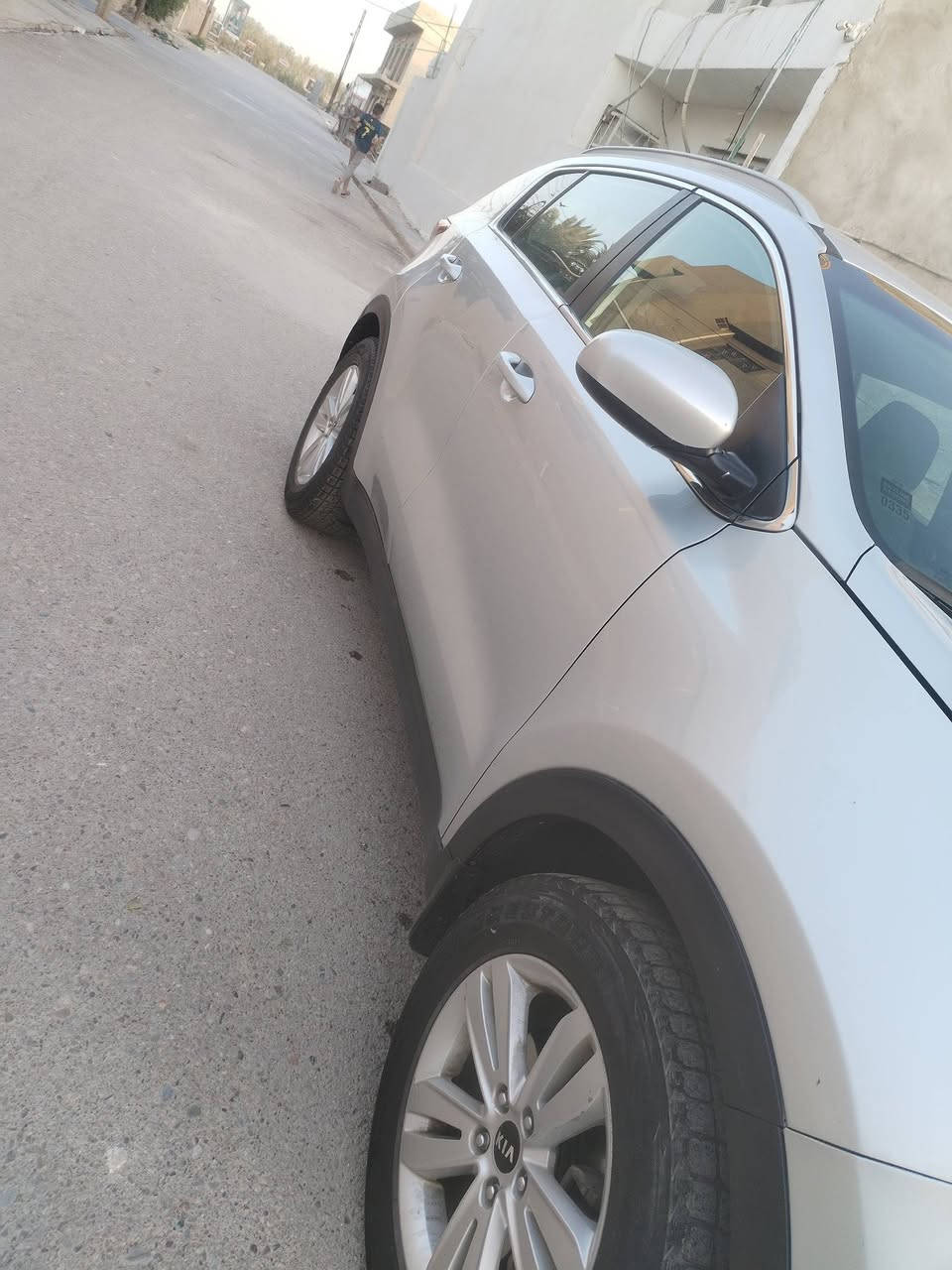 السلام عليكم
كيا سبورتج موديل 2018
مكان بغداد
رقم سياره مثنئ
محرك 2400 جي دي اي
وارد أمريكي حادثه ضربه ب باب
الأمامي جه العبري
السعر 147
رقم الهاتف ***********
