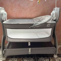 سرير هزاز • ريموت • بلوتوث