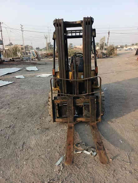 السلام عليكم

رافعه شوكيه نوع كات موديل 2016 

منفيست ولوحات كاتي 

 3 طن 

3 حركات 3 اسلايتات 

 كهربائيات كلها شغالة

 بلادي لا مصبوغه ولا معمره 

العنوان / ديالى / المقدادية 

الهاتف / ***********
