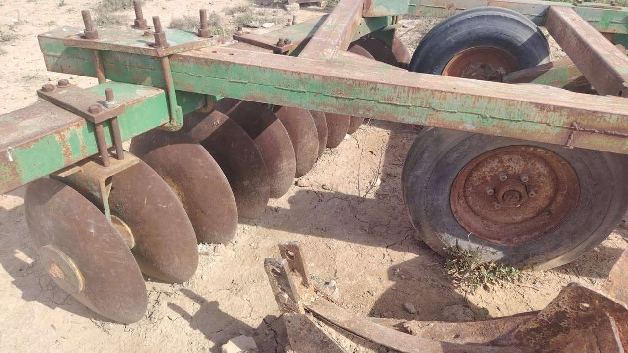 دسك البيع ديالى بلدروز السعر ثلاثه ملايين وبي مجال ***********
