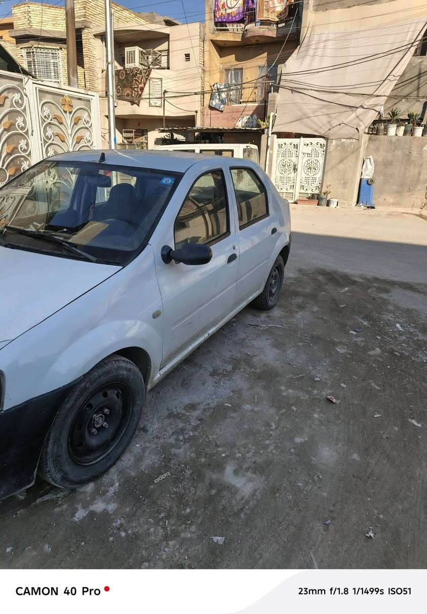 رينو لوكان 2009بحاله جيدة ماشية 160حقيقي كلشي شغال على وضع الشركه  بيه بدايت خيط بخار رايدها ب 38 *********** المكان بغداد
