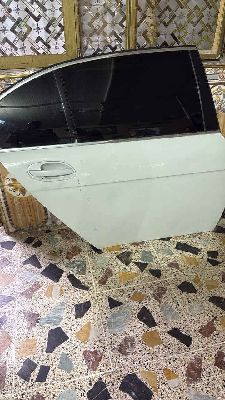سلام عليكم للبيع بوب باخره كاملات جدد حاويه بطاين جدد بيها بردات كهرباء بلادي ايرباك تحكم شغالات سماعات بلادي باب طويل لبوب جدد بعدهن العنوان بغداد فلكه سلمان باك رقم الهاتف ***********

