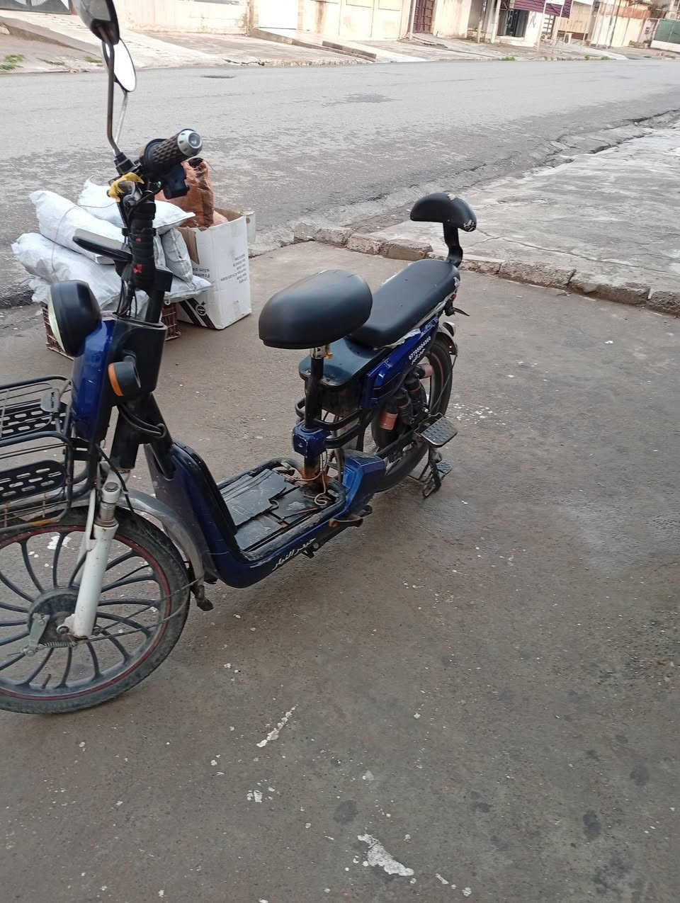دراجة شحن حجم ٢٠  شغالة بس البطاريات تعبانة السعر ٧٥ الف


**إذا كنت صاحب هذا الإعلان وتريد حذفه لأي سبب، رجاءا أرسل رسالة إلى الدعم الفني**