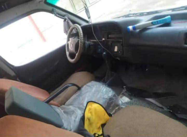 سلام عليكم خوان سياره فاتون مديل تسعه البيع خوان سياره رقم احمر صدامي بغداد وراعيهه موجود وريد مداوؤ سياره مكينه ونجي وكير  واكسن وحداديه وتخم تاير جديد خوان مكينه بيهه تنقيص  هاذه رقمي *********** واني بل خدمه خوان سياره عليهه غرمات مروريه مليون ٤٠٠ عله مشتري مكان بابل خويه استفسار نتصل سعر سياره ٢٨ ولا اكو مراوس اراوس عادي
