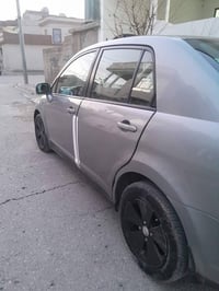 نيسان تيدا • ٢٠١٠ • اوتوماتيك