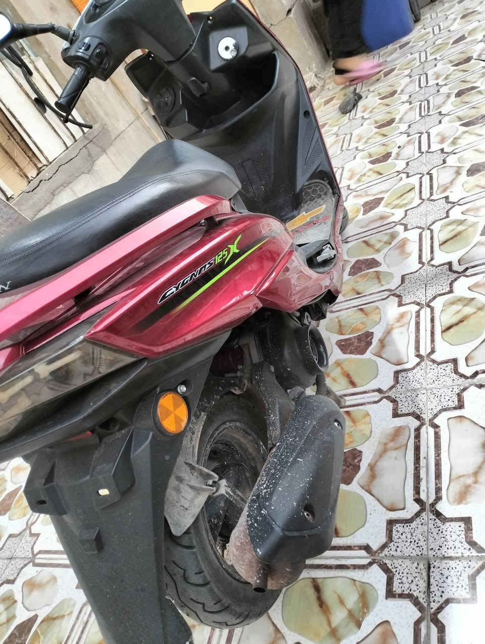 سلام عليكم دراجه كامله فقط كفرات نقص الله يبعد عنكم شر حوادث انقلبت بيه ومثل ما شوف بل صور دراجه جديده كهربائياته محرك بيه صوت خفيف ومن تحمه يروح صوت تصير ناعمه بل شارع عبالك شحن دراجه سريعه ما نقصه شي شباب دراجه تلمع كفرات فقط ماغاسله مكاني ابي الخصيب سعر 600 ماموجود بل تطبيق فقط واتساب


**إذا كنت صاحب هذا الإعلان وتريد حذفه لأي سبب، رجاءا أرسل رسالة إلى الدعم الفني**