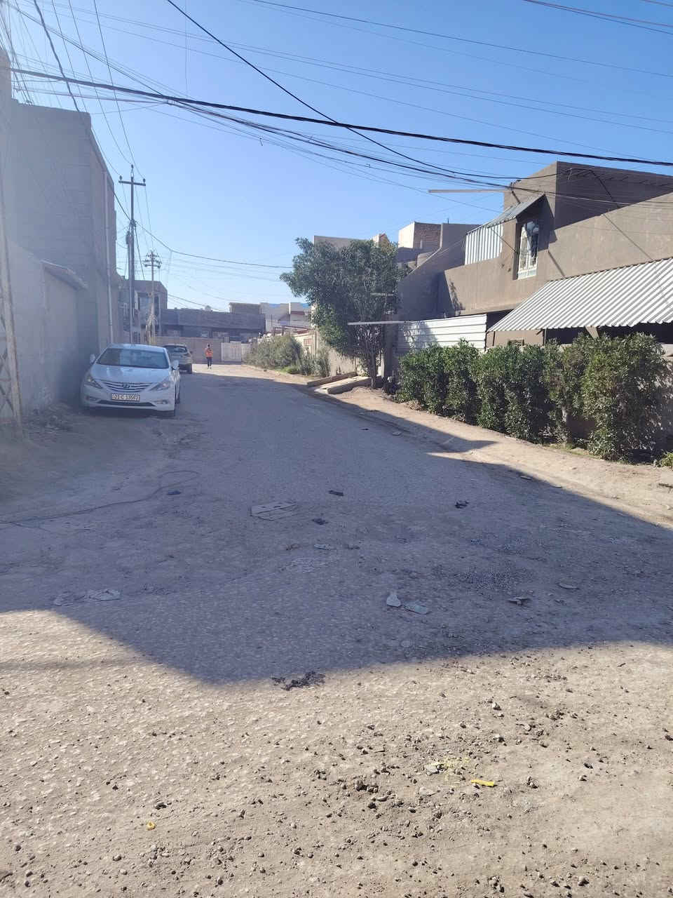 بيت للبيع حي الحسين خلف حسينية القريه العصرية طابو زراعي سند ٢٥ مساحة ١٥٠ بناء حديث يتكون من غرفة
٥ ب ٤ وصاله ٥ ب٤ ومطبخ ٣ ب٣ استقبال ٥ ونص ب ٣ ونص مناور ٢ حمامات خارجي وداخلي حديقة وطرمه ع ٣ شوارع تبليط كامل خدمات السعر ٥٥ بي مجال ***********
بيت للبيع حي الحسين خلف حسينية القريه العصرية طابو زراعي سند ٢٥ مساحة ١٥٠ بناء حديث يتكون من غرفة
