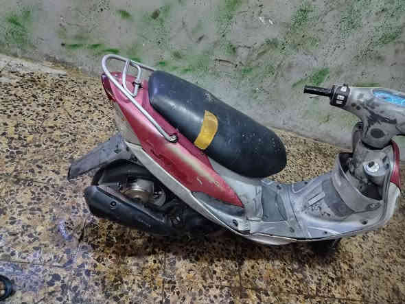 دراجه منغولي للبيع دراجه نضيفه ما مفتوحه نقصها بس جاملغ امامي ودكمه مال سلف سعرها 450 وبيها مجال ‭٠٧٧٦ ٥٧٦ ٢٤٦٢‬قليل مكان شعله
