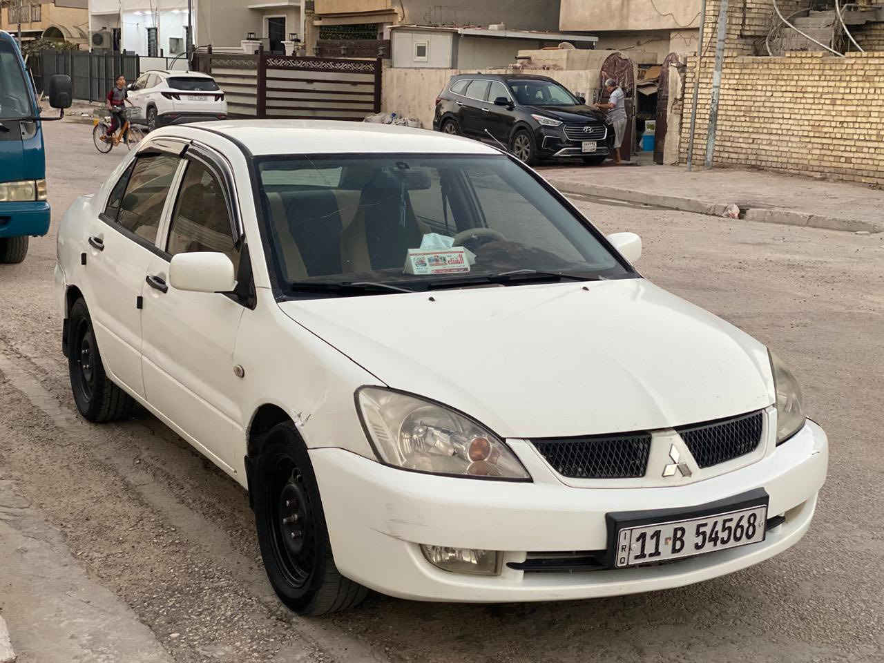 السلام عليكم عندي لانسر للبيع موديل 2006 رقم بغداد نكليزي باسمي هزه وسنوية جدد مصبوغه عام محرك 2000 شاشه كير اوتماتيك سياره مكانهه الدوره شارع 60 
السعر /66 
رقمي/***********
