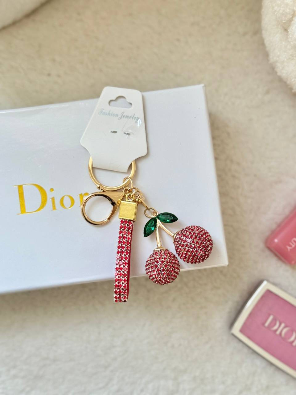 توفرت موديلات جديده 💯💯🫶🏻
ساعات 💮🍭
اكسسوارات🍒🫶🏻
عطور🍬🌸
توصيل بسمايه الف 🚗⭕️


**إذا كنت صاحب هذا الإعلان وتريد حذفه لأي سبب، رجاءا أرسل رسالة إلى الدعم الفني**