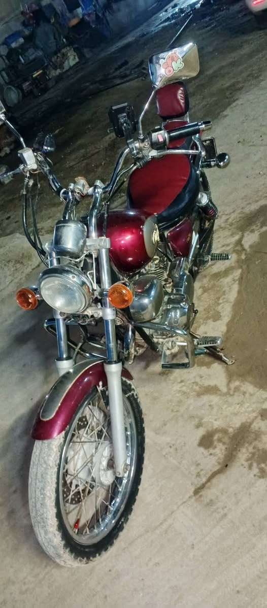 السلام عليكم دراجه هارلي فيراكو 
 محرك 250 بدايت خيط بخار نكره سلف كهربائيات كامله اطارات جدد الدراجه خير من الله/السعر 700وبيه مجال/مكان بغداد جسر الفرنسي قرب فلكت حي النصر/***********
