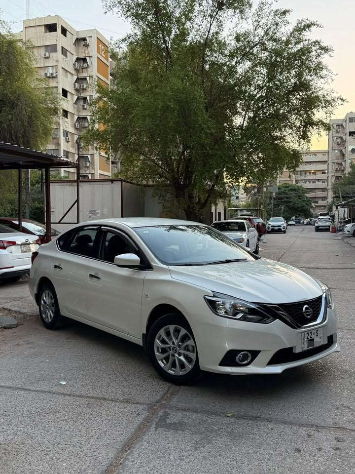 نيسان سنترا 2025
السياره مكفوله كفاله عامه من الرصعه 

ماشيه 6000 السياره زيرو جديده

سعره 128 

***********
