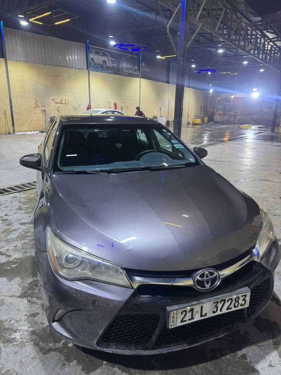 السلام عليكم
كامري  امريكي 
 موديل 2016مواصفات SE
حادثه راس الجاملوغ الايمن تعديل بارد 
وراس بنيد هم تعديل 
بدون ايرباك 
والجاملوغ الخلفي خلف السايق مصبوغ  
سياره بدون نواقص محرك كير مكفول 
داخله الكسانه جلد لونين جلد ومخملً
سياره ناعمه وحلوه 
رقم اربيل 
سعره 160 وبيه مجال 
موقعه الانبار فلوجه 
الاستفسار  ***********
