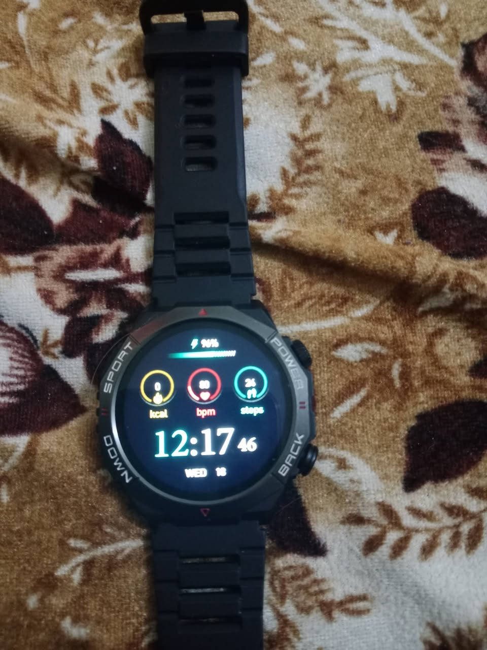 سلام عليكم ساعة ذكية جديدة لوك فول مواصفات من امازون اصليةاريد مراوس ويه تلفون للاتصال ***********
