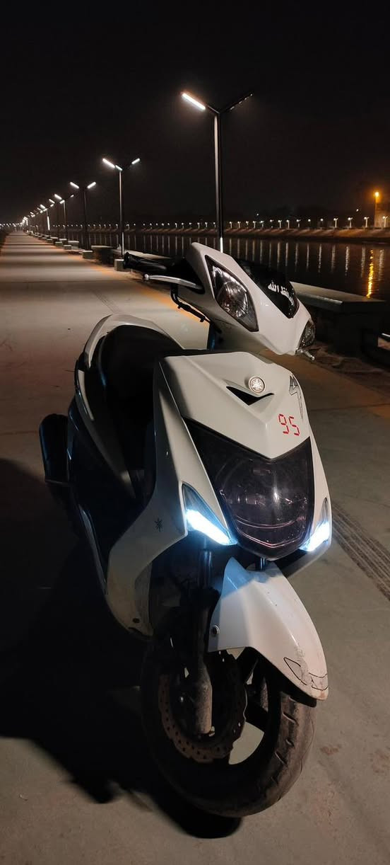 السلام عليكم
دراجه سكنس لد ياباني 2016 استاند حساس قبق نفخ 
دراجه بلاديه مكفوله مملعوب بيها شي والمكينه ممطخوخه تجي وتجيب وياك فيتر تفحص وتاخذه 
بيها زوج تايرات جديده قبل فتره شديتهن
وكلج خلفي رياضي شادلها بلادي
مكاني الحله مركز المدينه بالقاضيه ***********
السعر 1500 وبيها مجال بسيط
