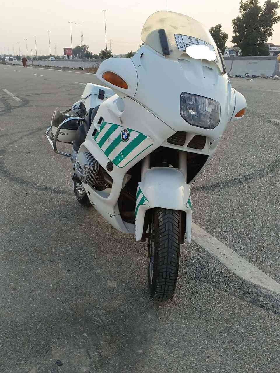 السلام عليكم دراجة bmw  Rt  للبيع بسمي رقم وسنويه مكاني بغداد للإتصال ***********
