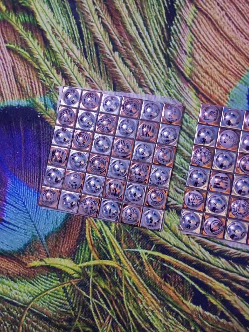 سلام عليكم اخوان 

عدي هذني ديكور جام كميه هوايه ونضيفات 

طيني سعر واخذهن 
تواصل ماسنجر او ***********
