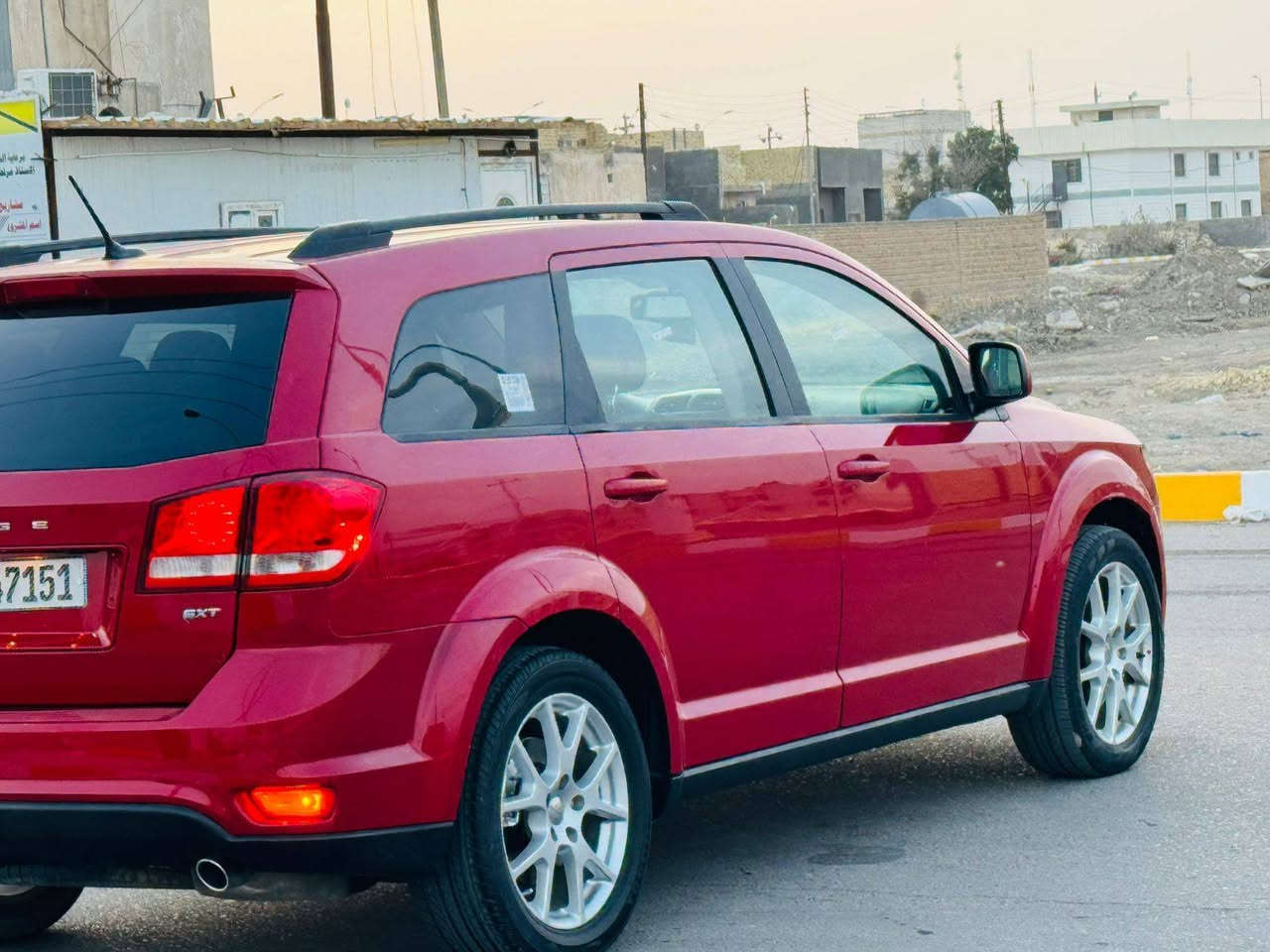 للبيع والمراوس 
دوج جورني موديل 2015 حره ذي قار الدولي الأنكليزي تحويل مباشر وأرد امريكي حادثها تبديل جاملغ  والباقي مكفوله محرك ٦ سلندر فول مواصفات SXT  تبريد ٣ قطع ٧ راكب امرايات شفط رادارات تحكمات هواي بيه موصفات السعر  ١٣٨ وبيه مجال مكاني ناصريه مركز اللاًستفسار اتصل ***********
