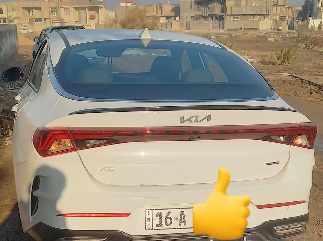 كيا كي فايف2024 امريكي جي تي لاين  حادث خلفي قبق جنطه بدون ايرباك السياره جديده ومابيه اي نقص فول مواصفات بصمة ابواب وتشغيل عن بعد وكرسي كهرباء شاحن واير ليس لد امامي خلفي  سايد بريك دكمه تحكم مقود جهتين ويل كب 18 وباقي المواصفات معروفه السعر 198$وبيه مجال مكان السياره الديوانية ***********
