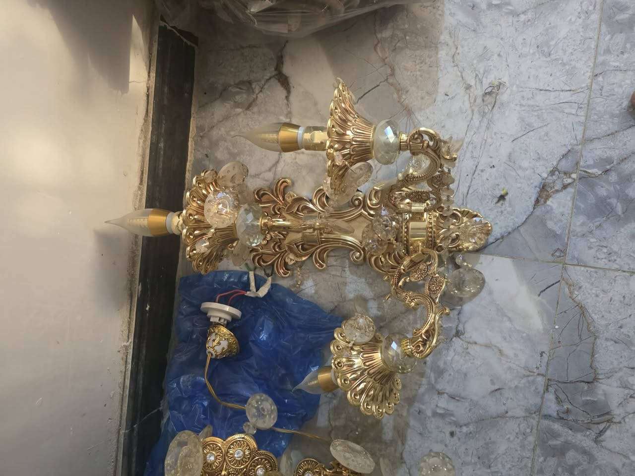 غراض للبيع بايسكل صغير ب٤٥ والجبير ب٦٠ سكوتر ب١٥ وثريات ب٥٠ رقمي ‭٠٧٨٢ ٣٣٨ ٥٦٧١‬
