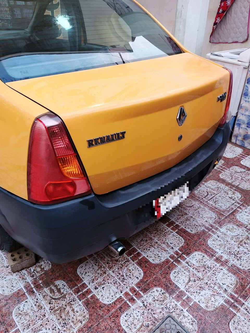 سلام عليكم...
رينو لوكان موديل 2014 للبيع..
كير محرك مكفول گشر بي طخات بسيطه. 
جامه اماميه وخلفيه مبدلهن جدد مابيهن لافطر ولا شخط تخم تاير مبدل جدد قبل شهر تقريبآ
دسكات باتري جدد 
كهربائيات كلها كاملة 
قايش تايمن كيس وقايش داينمو
ورولات ليوم بدلتهن قايش التايمن كيس بي ضمان سنه والتاريخ مكتوب علباكيت مالته.
صدر نضيف سياره جاهزه مابيها نقص 
رقم بغداد بأسمي تحويل ثاني يوم..السعر 55 وبيها مجال بسيط..العنوان بغداد /بسمايه/قرية 10  
للأستفسار *********** واتساب
