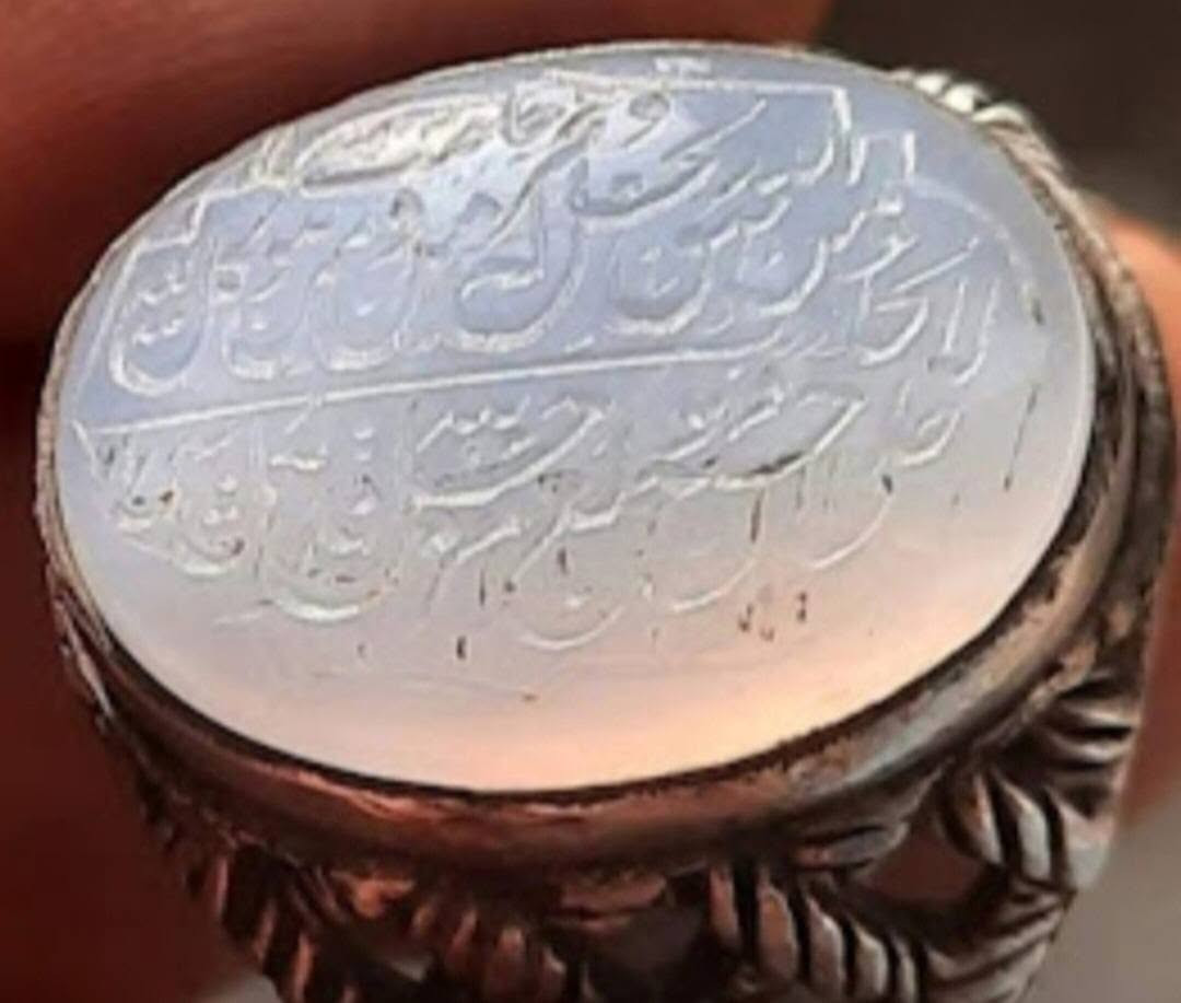 عقيق يماني قديم جراخه قديمه صياغه يدوي ابيض


**إذا كنت صاحب هذا الإعلان وتريد حذفه لأي سبب، رجاءا أرسل رسالة إلى الدعم الفني**