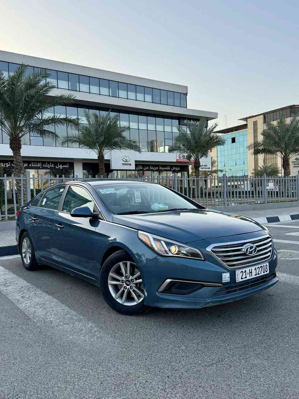 � سوناتا 2016 وارد امريكي بسعر مناسب جدا 🔥
سنويه لوحات كله جديد

صبغ بيها جاملغ بدون دواخل والجاملغ ثاني فقط رش
شواصي دواخل لغود كله سليم

مواصفات:
كشنات بيجي
مري كهرباء
شاشه جبيره
حساسات
كامره دواره
لدات
محرك 2400 GDI 
مكينه وكير كفاله مامفتوحه 
ايرباك سليم 
السياره جاهزه للاخير يعني برغي مابيها نقص

السعر 112 ومجال جدا بسيط ماتعامل بالتلفون
العنوان بغداد الدوره
***********
