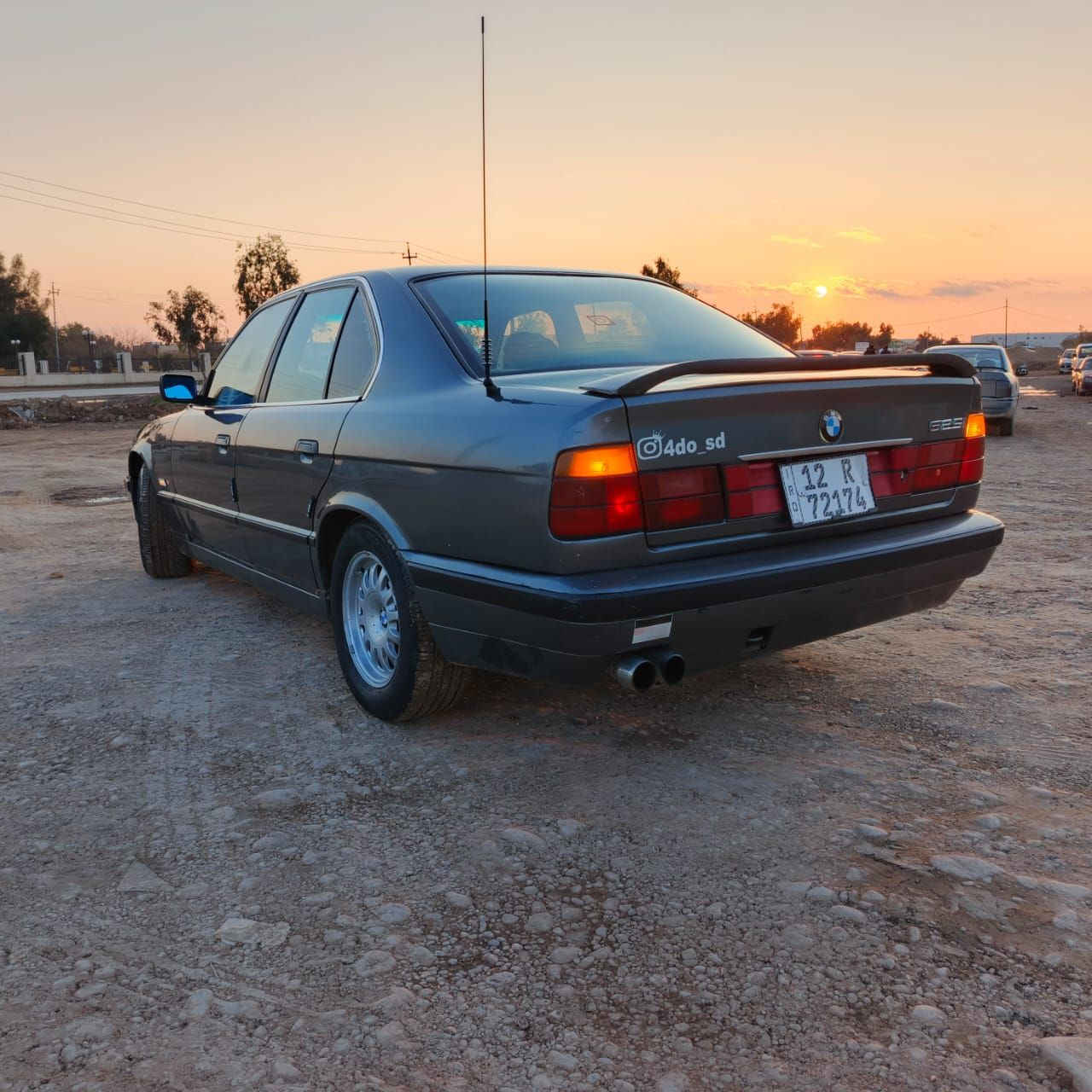 بي ام حجم 525 موديل 1990 فول اتوماتيك بس كير عادي 
رقم نينوى 12 وكاله تحويل من شرعي
محرك كير اكسل شاصي شرط
كهربائيات كلها شغاله
تخم تاير امامي خلفي جديد
سعر 48 بي مجال بسيط
***********
مكاني تلعفر
