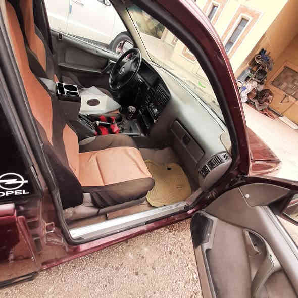 أوميكا موديل ٩١  محرك ٢٠٠٠ سيارة مرتبة السعر ٣٥ للتواصل والاستفسار على الرقم *********** المكان الخالدية
