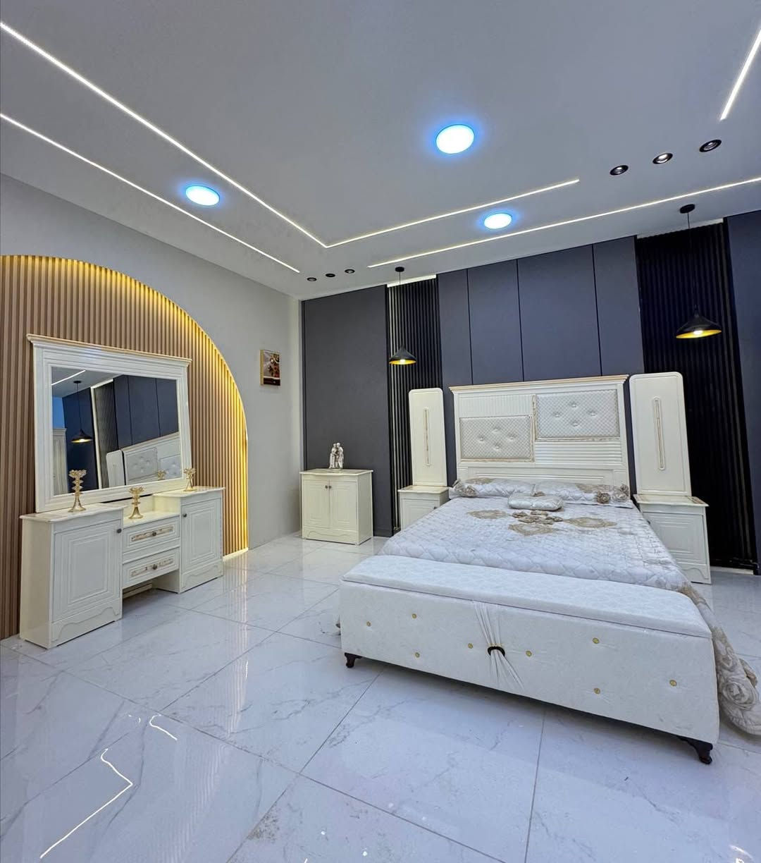 متوفر الان موديل جديد ..

غرفه نوم داخل معاكس خشب 3 ملم
خارج تحفير sns انديف 5 ملم

الصبغ حراري درجة اولى

6باب  متكونه من 9قطع

زاويه تصميم كنتوري بارتفاع الكنتور

السرير بلاويد اسود 6ارجل

قياس الكنتور ارتفاع 2.40 وعرض 3.20

النقل والشد مجاناً داخل بغداد 
الاطراف 50


**إذا كنت صاحب هذا الإعلان وتريد حذفه لأي سبب، رجاءا أرسل رسالة إلى الدعم الفني**