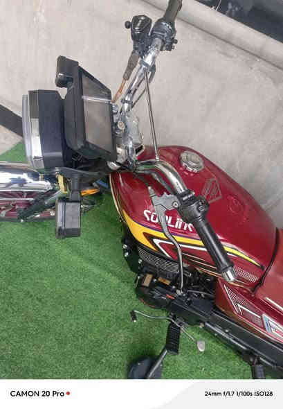 سلام عليكم سيفان مديل25اصل 
محرك ضاغطة وزنجيل دراجة كفالة وكاملة نقص فقط ستان وسط كاملة دشبول تاب تايرات جدد محرك بدون رجة اورق 
كارتوني سعرهة 780وبيهة مجال مكاني ديالى بعقوبة جسر خرنابات ***********
