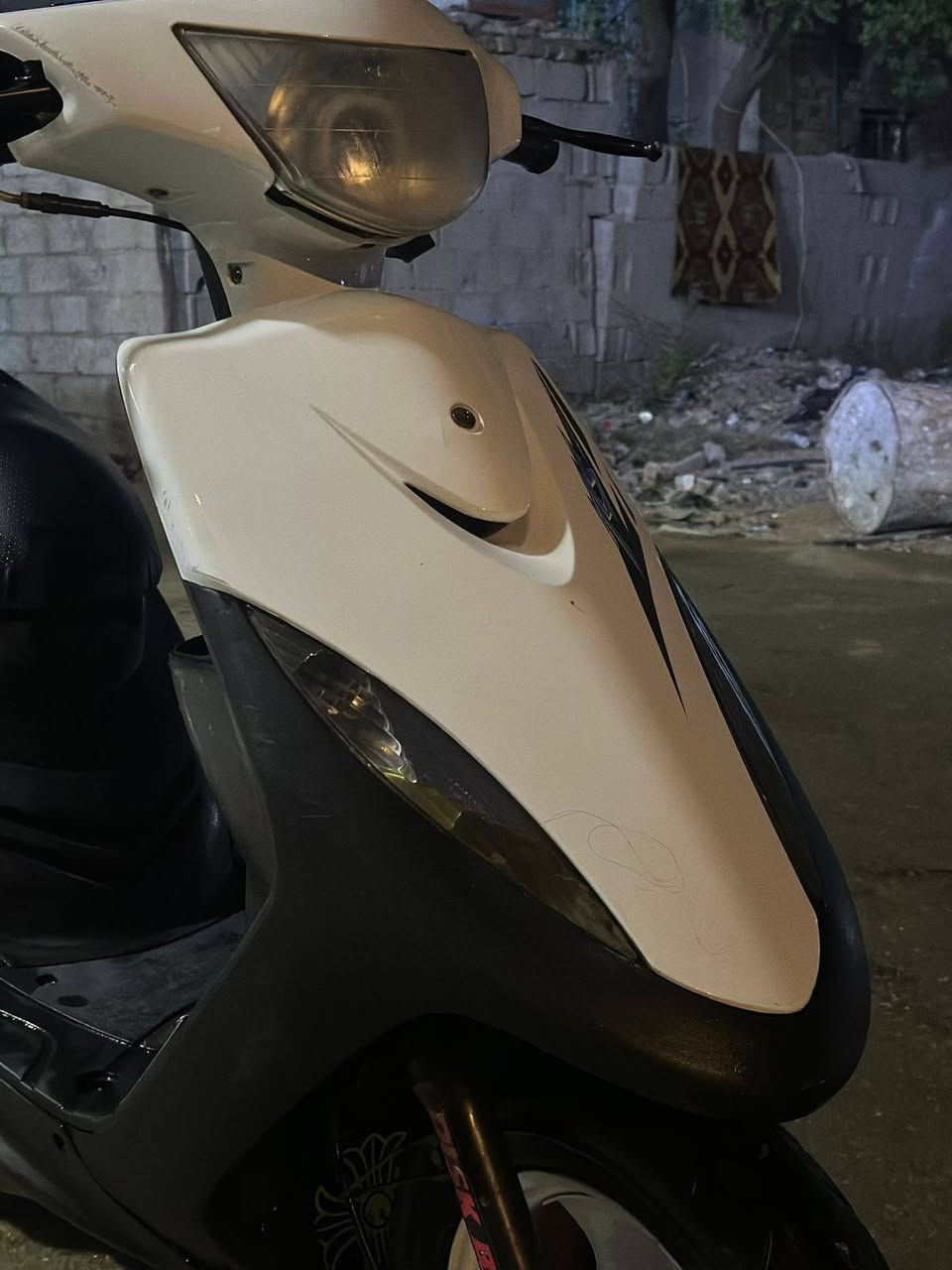 ماكس عدله موديل 2003 كفاله كلشي شغال شلعه ومعدلها شرط 120 
كزوز رياضي صجميه شرط تشغليتها سلف بصمه 
دراجه مرتبه ومال جناي شرط دهن ابدلها بس امزويل بانزينها بس محسن
وماخذها علئ كد من الدوام للبيت يعني ممتعوبه الياخذها ميخسر مكاني بغداد مدينة الصدر الدسيم  
رقم: *********** 
سعر خاص
