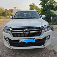 تۆیۆتا لاندکروز 2021 مواسەفات GXR گراند تۆرینگ  تەنها 27 هەزار ڕۆشتووە...