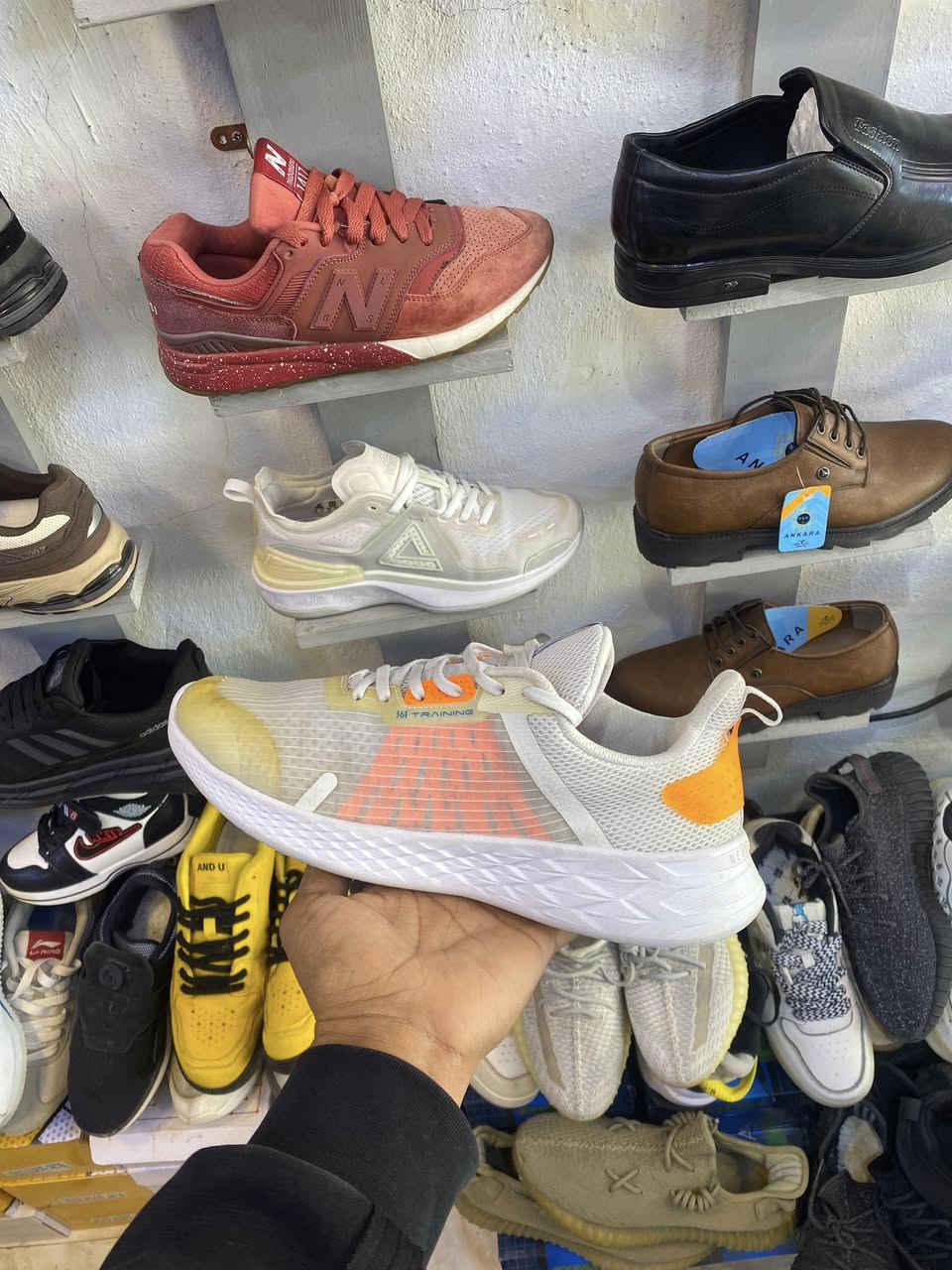 شلعه  130 قطعة ✅ القطعه  ب7الاف / للأستفسار-***********
