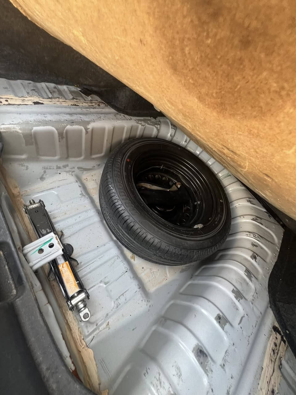 للبيع نيسان سني هندي ام البليته الزركة موديل2022
السيارة بيها بارد بلجاملغ الايمن الامامي وبل جنطة ع كد شبر 

ماشية63 الف السيارة حلوة وجاهزة تخم تاير ادامة كاملة 

الاتصال ***********

السعر 115 وبيها مجال اتصل ودلل
