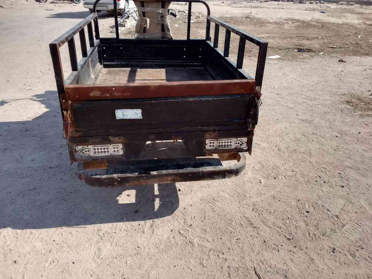 سلام عليكم ستوته لبيع موديل 13 أوراق كامله ***********
